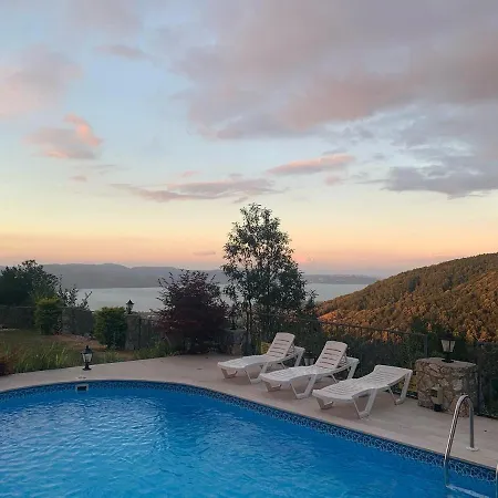 Holiday Dibektas - Isitmali Havuz Sapanca