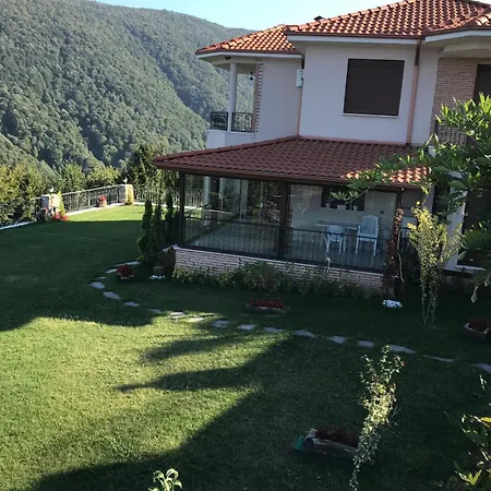 Holiday Dibektas - Isitmali Havuz * Sapanca