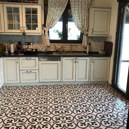 Holiday Dibektas - Isitmali Havuz Villa