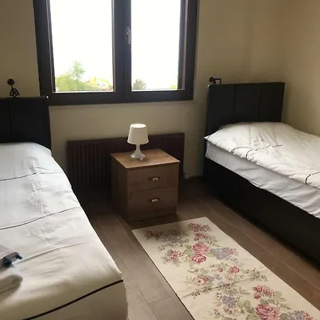 Holiday Dibektas - Isitmali Havuz