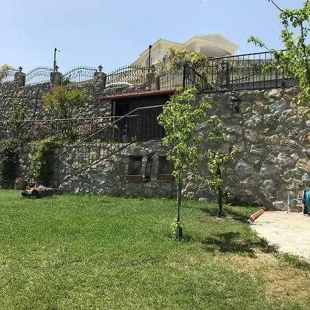 Holiday Dibektas - Isitmali Havuz * Sapanca